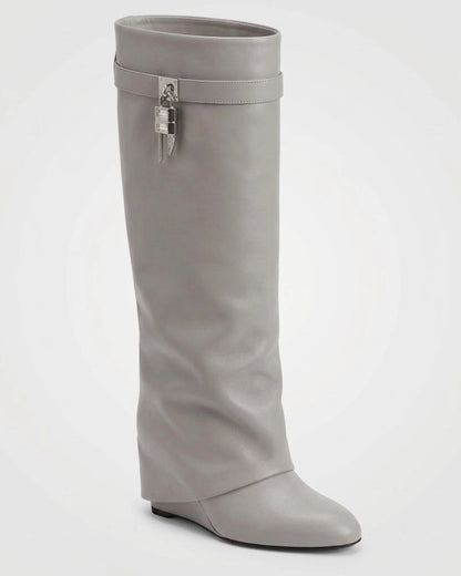 Keilabsatz-Stiefel